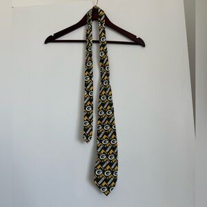 NFL Green Bay Packers Themed Tie